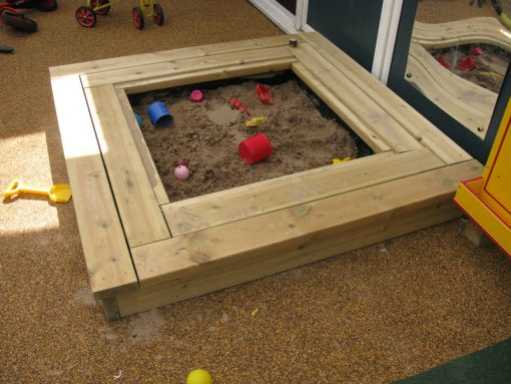 Sandbox (with Seating)
